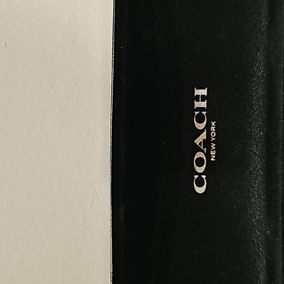 Coach Hardshell Black Leather Eyeglass/Sunglass Clamshell Case - Picture 6 of 7